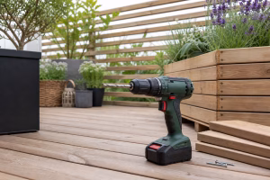 Akkuschrauber für Terrasse, Balkon & Garten